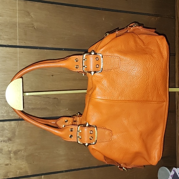 M.K. Shoulder Bag - Picture 3 of 10